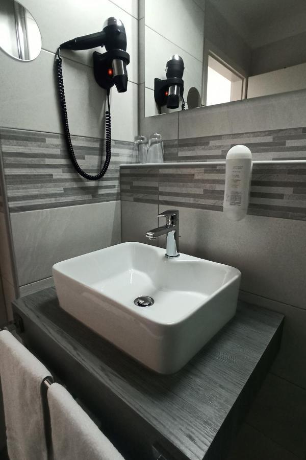 Hotel Garni Arcis Gomaringen Екстер'єр фото
