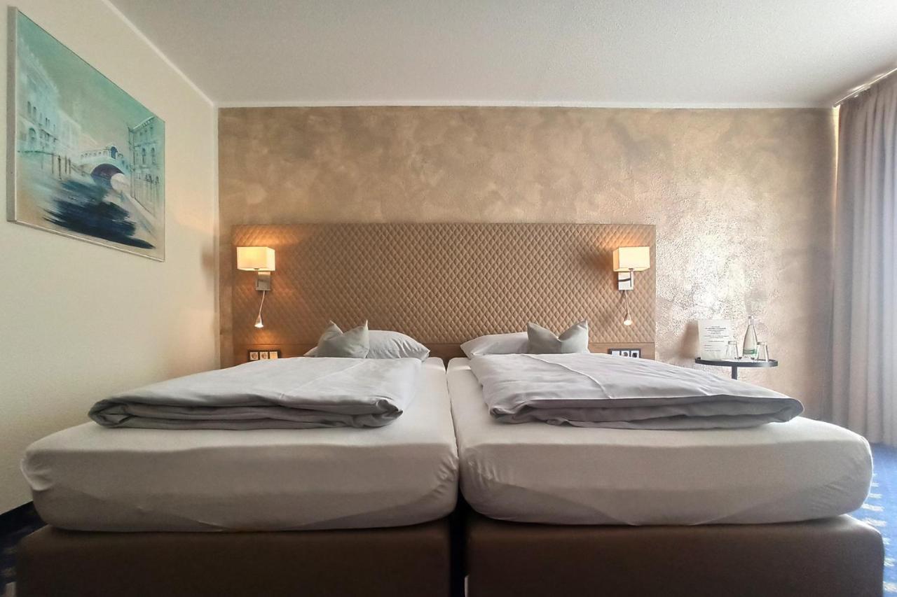 Hotel Garni Arcis Gomaringen Екстер'єр фото