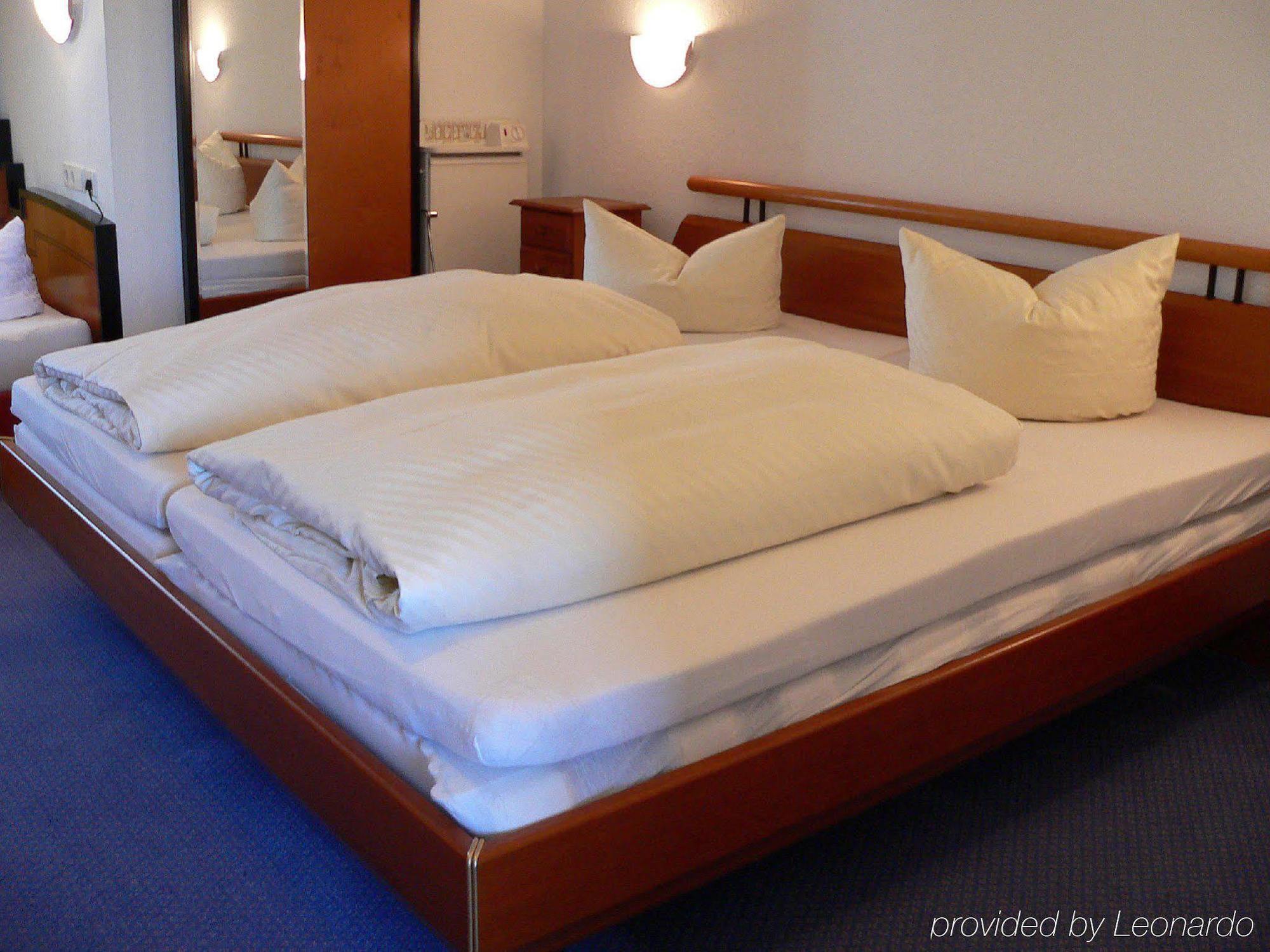 Hotel Garni Arcis Gomaringen Номер фото