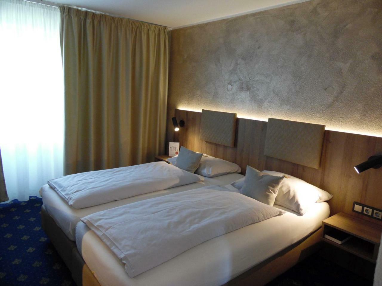 Hotel Garni Arcis Gomaringen Екстер'єр фото
