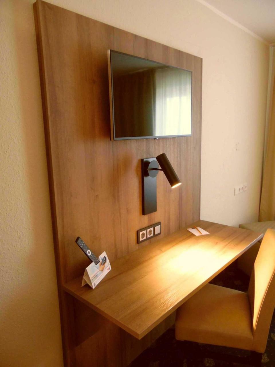 Hotel Garni Arcis Gomaringen Екстер'єр фото